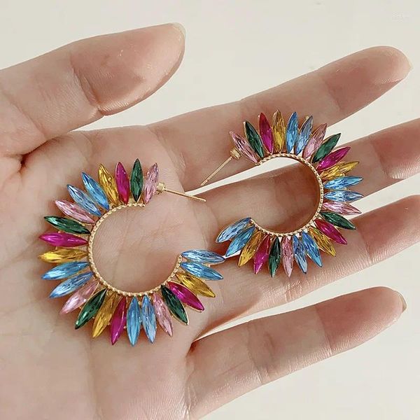 Pendientes de aro de moda bohemios coloridos en forma de C para mujer, aros huecos de cristal Retro de alta gama, joyería de tendencia, regalo al por mayor