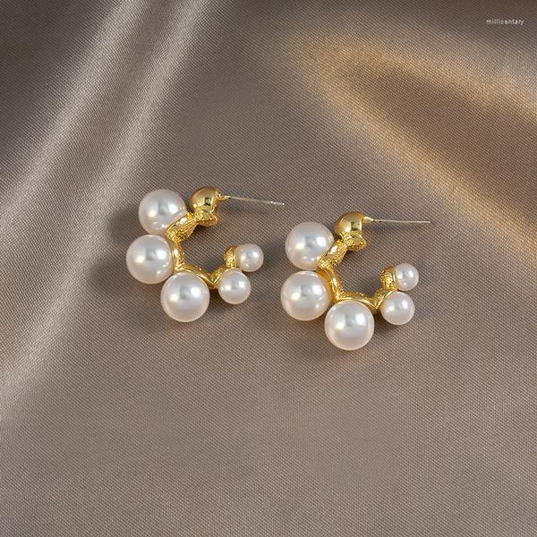 Boucles d'oreilles cerceau mode C forme fleur pour les femmes doux Style coréen cercle perles rondes boucle d'oreille 2023 bijoux en gros