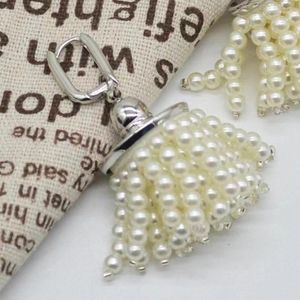 Boucles d'oreilles créoles à la mode, pendentif élégant avec pompons en perles, bijoux de déclaration, cadeau d'anniversaire pour femmes et filles