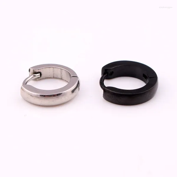 Pendientes de aro Moda Hombres Mujeres Color Negro Titanio Acero Pequeña Superficie Lisa 3mm Estrecho Huggie Joyería