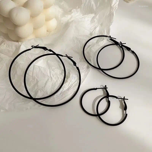 Boucles d'oreilles créoles rétro noir mat pour femmes, cercle Hip Hop créatif, tendance Goth, bijoux cadeau, 2023