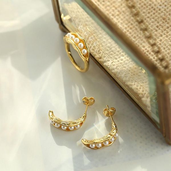 Boucles d'oreilles créoles style gousse plaqué or et ensemble de bagues perle naturelle bijoux haut de gamme