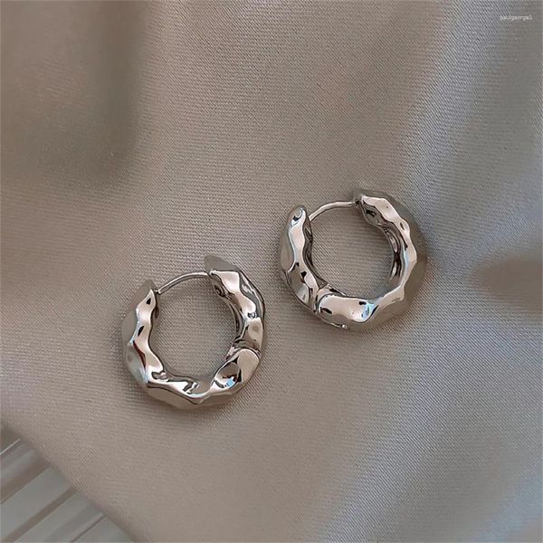 Boucles d'oreilles créoles en matériau de haute qualité, accessoires de fiançailles et de mariage minces, forme esthétique élégante, compliquée et brillante