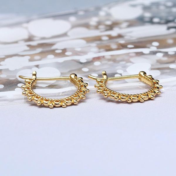 Boucles d'oreilles créoles Huggie Bijoux Anti-allergie Motif creux Multi-combinaison en forme de C Type Clip d'oreille Boucle D'oreille Boucles d'oreilles Bijoux Femme