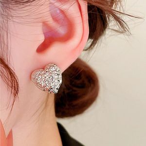 Boucles d'oreilles créoles Huitan Double amour couleur argent Piercing d'oreille pour les femmes Simple Design élégant accessoire de dame bijoux de mode