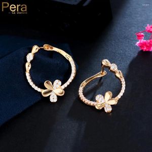 Boucles d'oreilles créoles Pera Creative fleur charme cubique zircone grand cercle boucle d'oreille bijoux de fête de fiançailles pour femmes accessoires cadeau E906