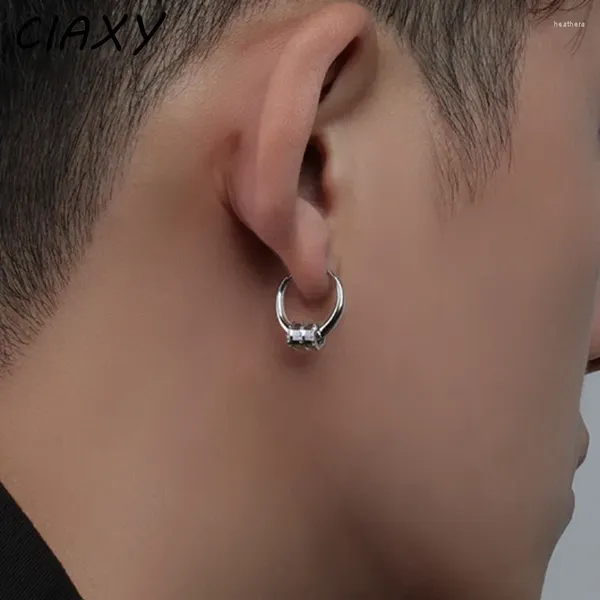 Pendientes de aro Punk geométrico redondo Metal Ins para hombres tendencia 2024 Hip Hop círculo liso coreano hebilla de oreja joyería de moda para fiesta