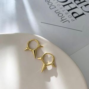 Hoepel oorbellen punk goud kleur spike klinkpiercing voor vrouwen mannen eenvoudige geometrische ronde ronde kleine oor buckle oordring sieraden geschenken