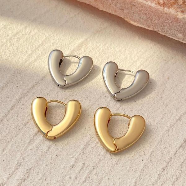 Pendientes de aro con forma de corazón Simple para mujer y niña, aretes de Metal glamorosos a la moda, accesorios de joyería para fiestas