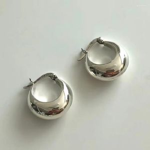 Boucles d'oreilles créoles lisse couleur argent géométrique en forme de C demi-cercle boucle d'oreille pour les femmes mode à la mode élégant bijoux cadeau 2023