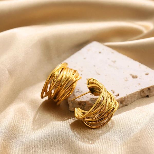 Boucles d'oreilles cerceaux Texture de ligne creuse multicouche à la mode pour les femmes Golden Couleur C Forme créative Boucle d'oreille Cadeau de bijoux minimalistes