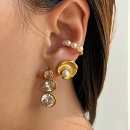 Boucles d'oreilles cerceaux Vintage Shell Pearl Zircon Stud pour les femmes accessoires de bijoux en acier inoxydable en acier inoxydable