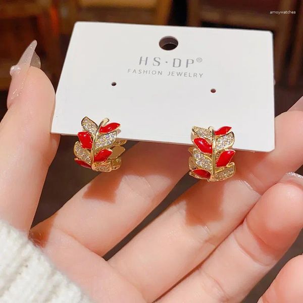 Pendientes de aro Estilo vintage Rojo Exquisito Circón de doble cara Hebilla de oreja de trigo Hoja de alto grado Diseño pequeño Moda para mujer Joyería