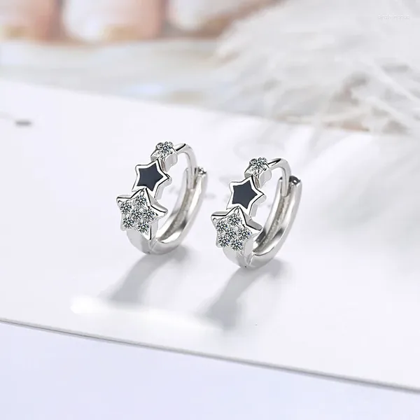 Pendientes de aro a la moda para mujer, pendientes sencillos y encantadores con forma de estrella de pentagrama negro, pendientes de cristal, aros bonitos, Piercing pequeño para la oreja para chicas