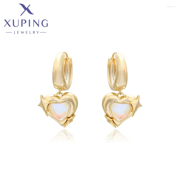 Boucles d'oreilles cerceaux xuping bijoux arrivant clair or couleur coeur coeur romantique pierre élégante pour le cadeau de la journée des femmes