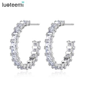 Hoop Huggie Luoteemi Prachtige kubieke zirkonia ronde hoepel oorbellen voor meisje zilveren kleur mode bohemian vierkant cz bruiloft bruids accessoires 230228