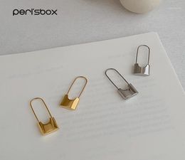 Hoop Huggie Peri039sBox Einzigartiges Design Goldverschluss-Ohrringe für Frauen, kleine Creolen mit Sicherheitsnadel, minimaler Schmuck11107181