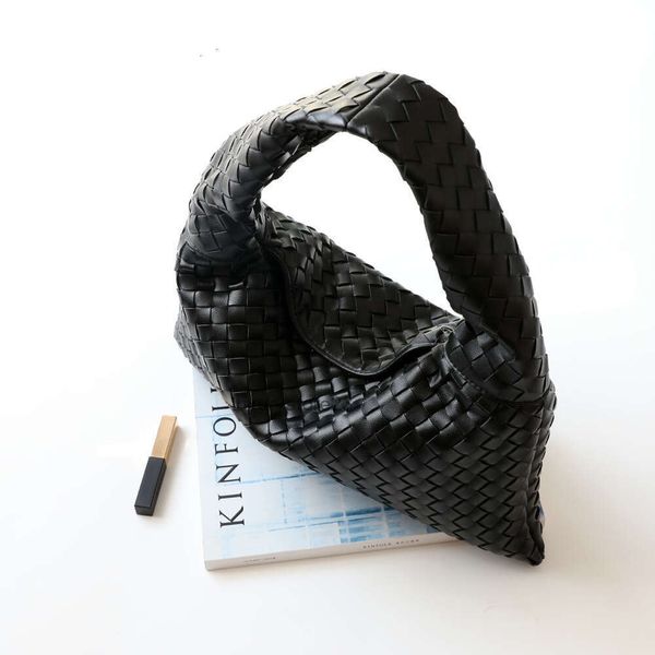 Horn Designer Sac Femmes Sacs Purse Sacs Grands de houblon Shop Cow Bottegs Handmade Woven Grand Capacité Shopping Women's Venets One épaule sous les bras CNIW