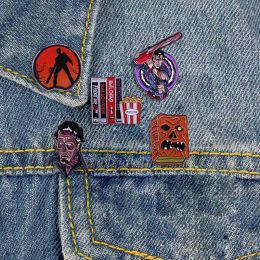 Film d'horreur The Evil Dead Brooch 80s Horreur Ghost Badge Punk Brooch Halloween Costume Accessoires en gros