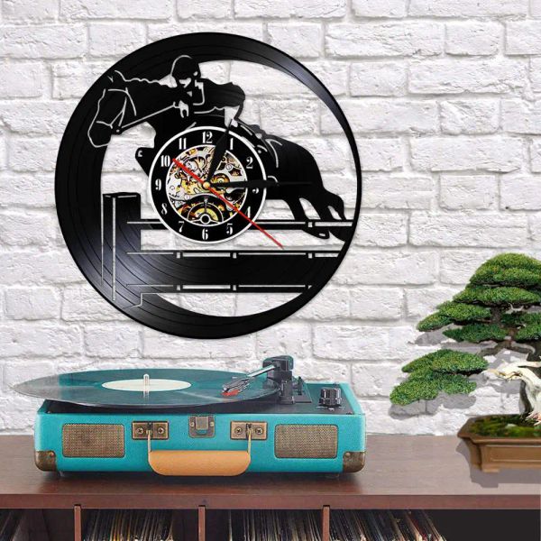 Équitation Racing 3D Clock de mur de conception moderne conception de mur non ticking décor en vinyle Record horloge murale de décoration intérieure unique