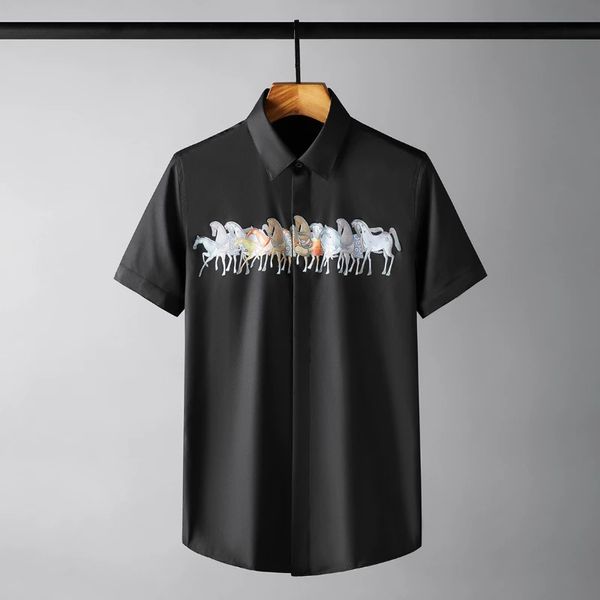 Camisas masculinas con dibujo de colores de caballos, camisas de vestir informales de manga corta de lujo para hombre, esmoquin de fiesta ajustado de verano para hombre