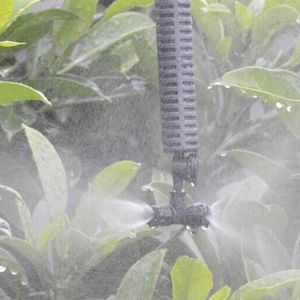 Hose Garden Greenhouse Lawn Irrigation Plastic Cross 6 mm Adaptateur de brume d'interface du connecteur Sprinkler Adaptor