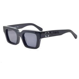 Hot 008 gepolariseerde designer zonnebril voor mannen dames coole hot fashion klassiek dikke plaat frame luxe brillen zonnebril UV400 met originele doos