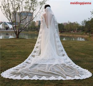 Hot Best Selling Real Picture Elegant Kant Applique Edge White Ivory Champagne Cathedral Lengte One Layer Wedding Veil Legering Kam