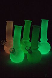Hot Cheap 7 "Glow in the dark glass BONG pipe à eau avec bécher à joint femelle de 14 mm