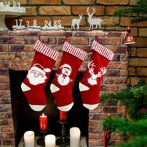 Caliente decoración de interiores de Navidad rojo tejido jacquard calcetines bolsa de regalo ciervo muñeco de nieve Santa Claus calcetines decorativos 500 piezas T50040