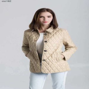 ¡Clásico caliente! Chaquetas de estilo corto/chaqueta acolchada de algodón fina de moda de Inglaterra/abrigos de mujer de diseño británico de alta calidad M-xxxl97HA