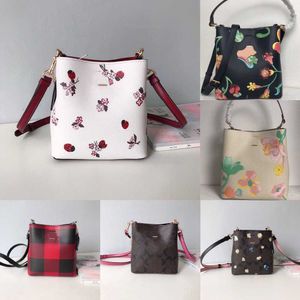 Hot COABAG 6 Style Designer Bag Totes Prints Designer Tote Handbag Womens Shoulder Bag White Leather Bucket Bags Luxurys Fashion CrossBody Bags Women Purse 230111