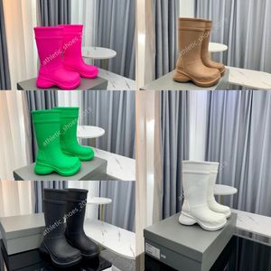 Hot Crocboots diseñador Botas de lluvia hasta la rodilla botines largos Arco EVA Plataforma de goma Botas de lluvia marrón verde brillante rosa negro zapatos de lujo zapatillas de deporte eur 35-41