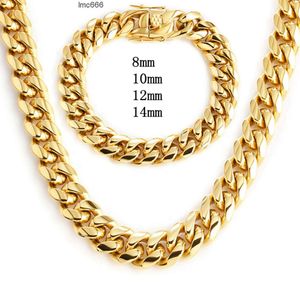 Customada de oro de 18 km encapitulada de 18 km cadena cubana de cadena cubana collar de acero inoxidable de acero cubano personalización de joyas para hombres