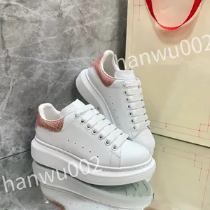Hot Designer Luxury Canvas Shoes Hommes Femmes High Top Mens Trainers Sports Sneakers