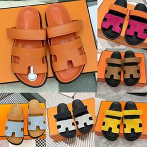 Hot Designer Pantoufles Diapositives Sliders Sliders Sandale Chaussures Classic Marque Casual Femme Extérieur Pantoufle Plage Top Qualité Hommes Été AAA1