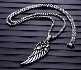 Hot European en American Retro Rvs Men's Feather Collas Modieuze Rose Single Wing Titanium stalen hanger Populaire Mode