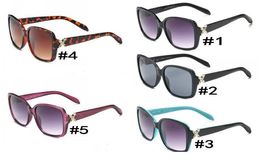 Hot Fashion Summer Fashion gafas de sol de playa para hombres, mujeres, UV400, gafas de sol de metal, gafas de sol, viajes en la playa, conducción, gafas de sol, envío gratis