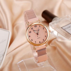 Vrouwen kijken naar luxe ultradunne Crystal Love Love Ladies Quartz Watch Mesh roestvrijstalen band Rose Gold Birthday Gift