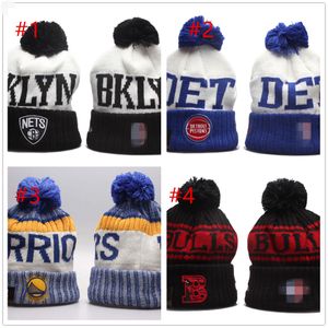 Gorros de fútbol calientes Sideline Sport Pom Gorro de punto con puños Gorro de punto gris Gorro con pompón 32 equipos de punto Mezclar y combinar todas las gorras H4-9.23