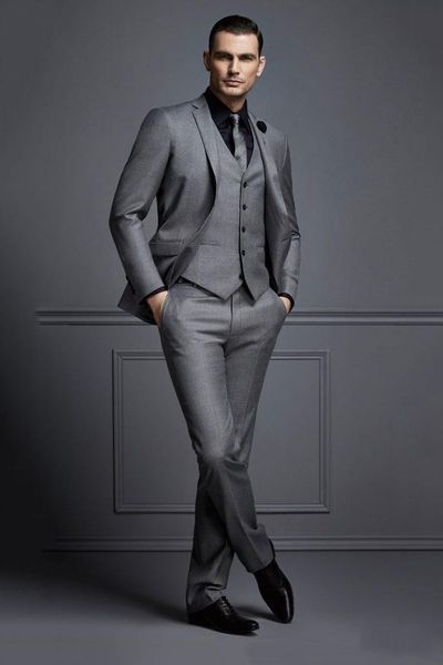 Hot - Gris Groom Tuxedos Notch Lapel Two Button Men Wedding Dress Best Popular Men Business Prom Party Suit (Veste + Pantalon + Cravate + Gilet) 2268