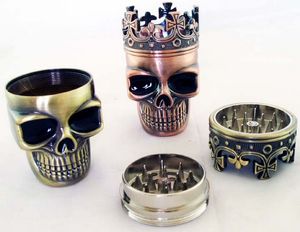 Accesorios para fumar Metal King Skull Molinillo de hierbas y tabaco Trituradora de especias de 3 partes Molinillos de plástico Muller manuales Magnéticos con tamiz