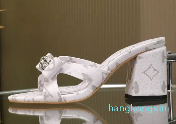 Chaussures à talons hauts chauds créateurs de luxe haut de gamme mode personnelle mode classique, montrer les chaussures pour femmes marque fabricants de chaussures taille promotionnelle