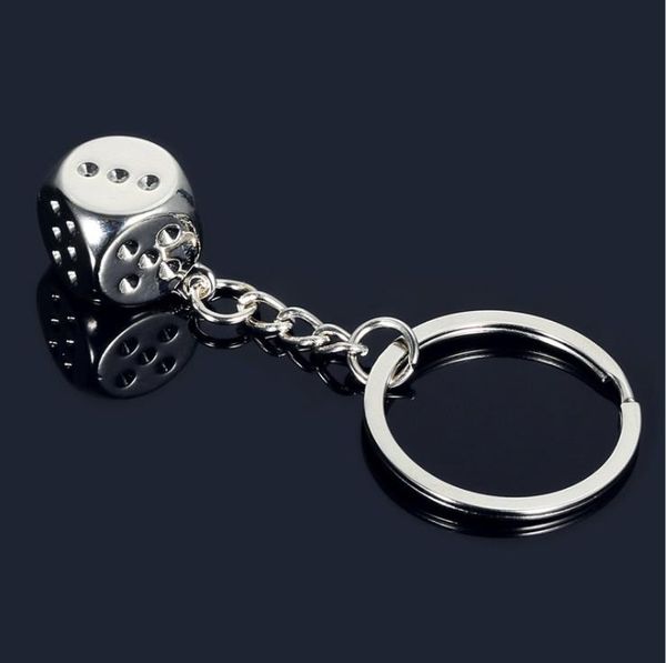Porte-clés chauds Super Deal nouveau porte-clés créatif en métal véritable personnalité dés alliage porte-clés pour porte-clés de voiture