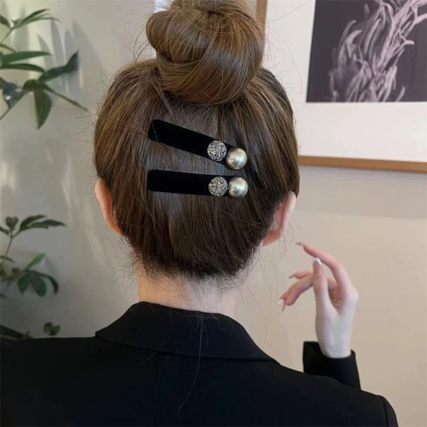 Hot Korea Diamond Hairpins rétro Black Femmes Snap Clip Hair Clip élégant Clip de latérale Luxury Crystal Barrets Accessoires de cheveux