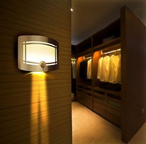 Caliente LED lámpara de pared cuadrada inalámbrica Luminaria iluminación PIR Sensor de movimiento luz de pared batería luminaria lámpara armario luz