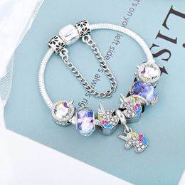 Bracelet de style de luxe chaud Bracelet de perles de licorne en cristal coloré Nouveau style de dessin animé Bracelets pendentif bricolage Boutique Fille Bijoux En gros