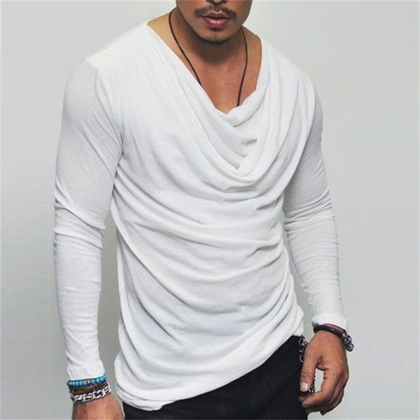 Hombres calientes 2018 Nueva moda de primavera Pliegues O-cuello Slim Fit Camiseta de manga larga Casual para hombre Tendencia Camiseta Negro Blanco Camisetas Tops