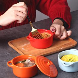 Sopa de mini cerámica caliente Soup Stock With Cover Niños Pase de estofado Tapa de huevo Restaurante de cacerola de tapa Kichen usado ollas de cocción
