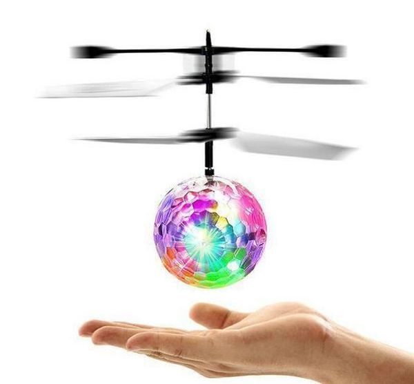 Caliente nuevo vuelo RC bola avión helicóptero luz intermitente LED juguete de inducción juguete eléctrico Drone para niños c044